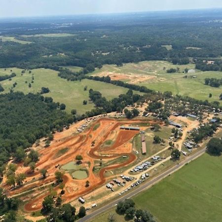 Holiday Inn Express & Suites - Lindale By Ihg Exterior foto
