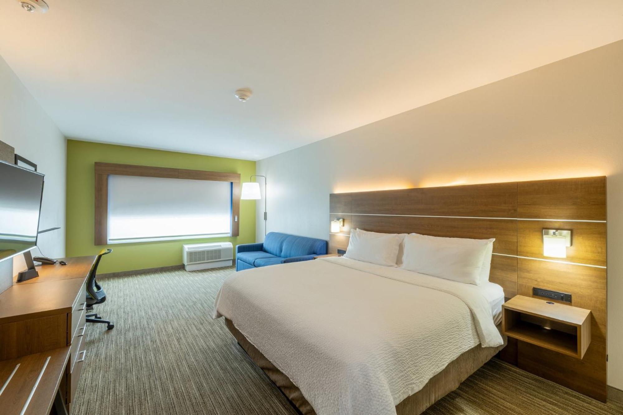 Holiday Inn Express & Suites - Lindale By Ihg Exterior foto